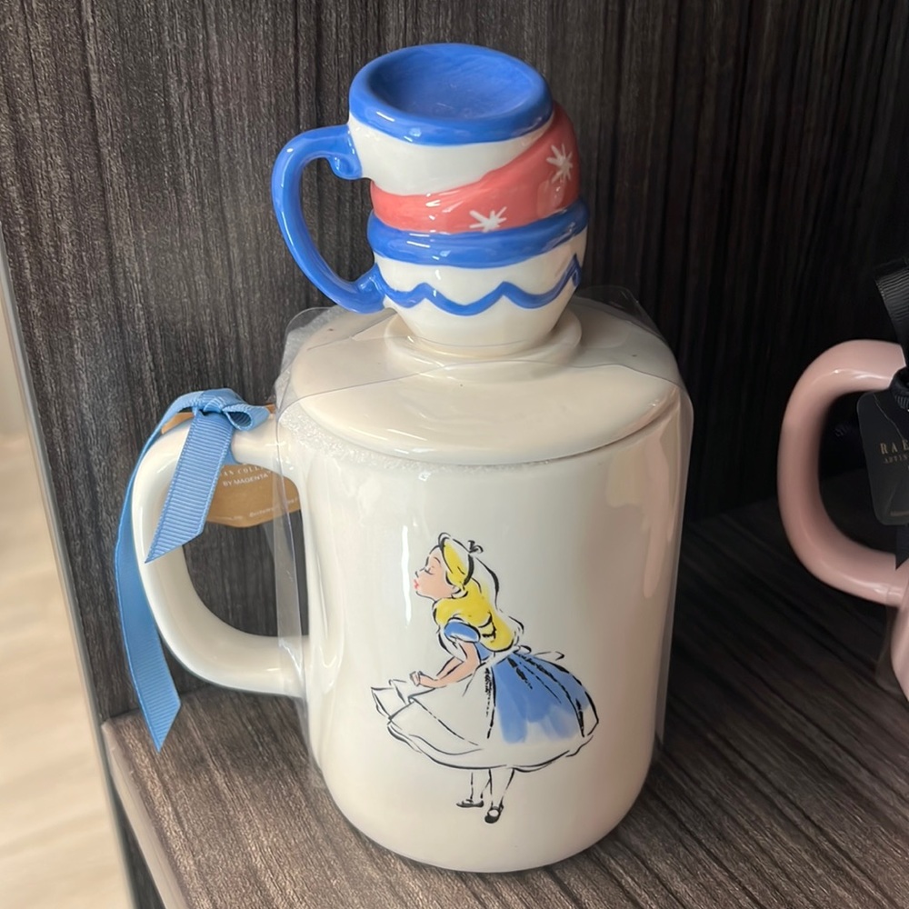 Rae Dunn Disney Alice in Wonderland BNWT mug